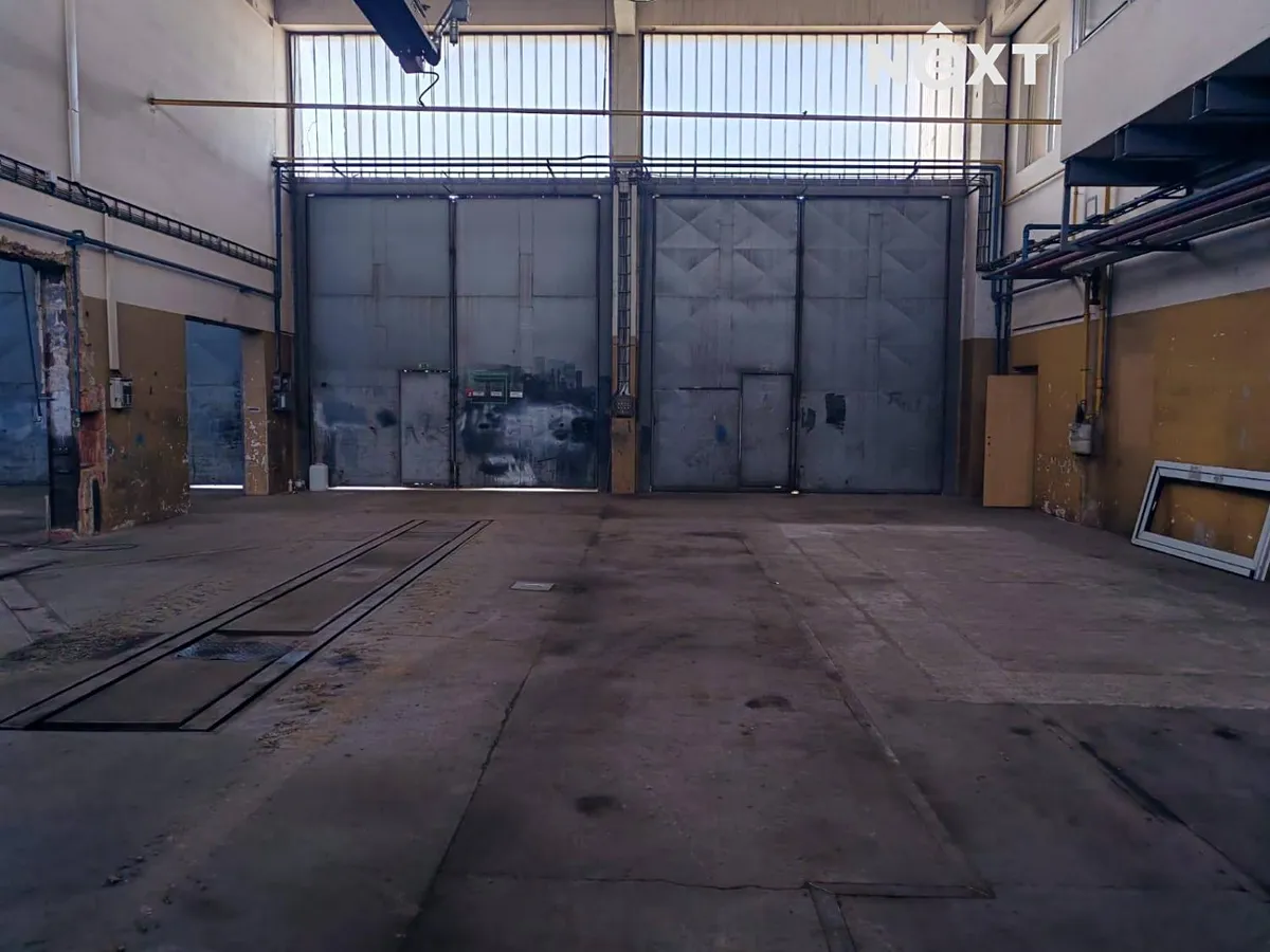Pronájem výrobní haly, prostoru 200 m²